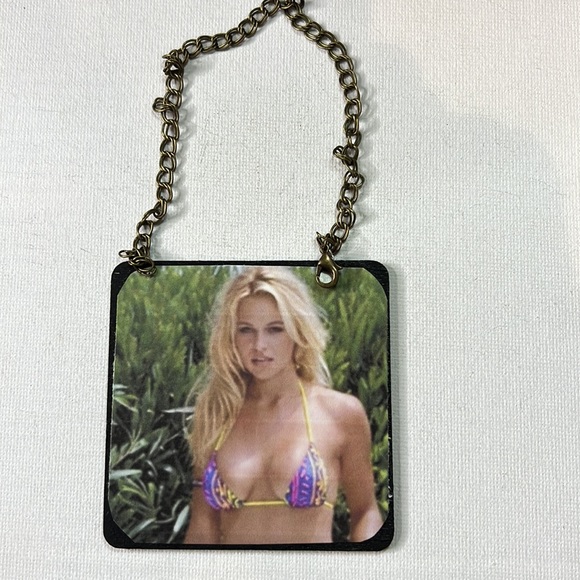 Pam Anderson Ornament - Picture 2 of 3